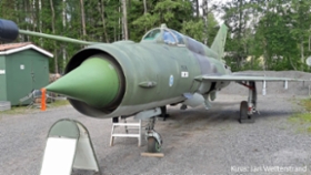 MiG-21BIS_MG-114_Jari_Wetterstrand.jpg&width=280&height=500